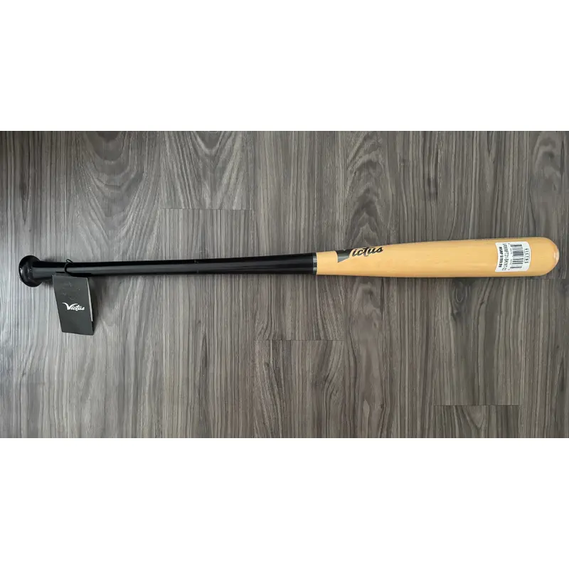 Victus Tatis21 Bat 33" (New)