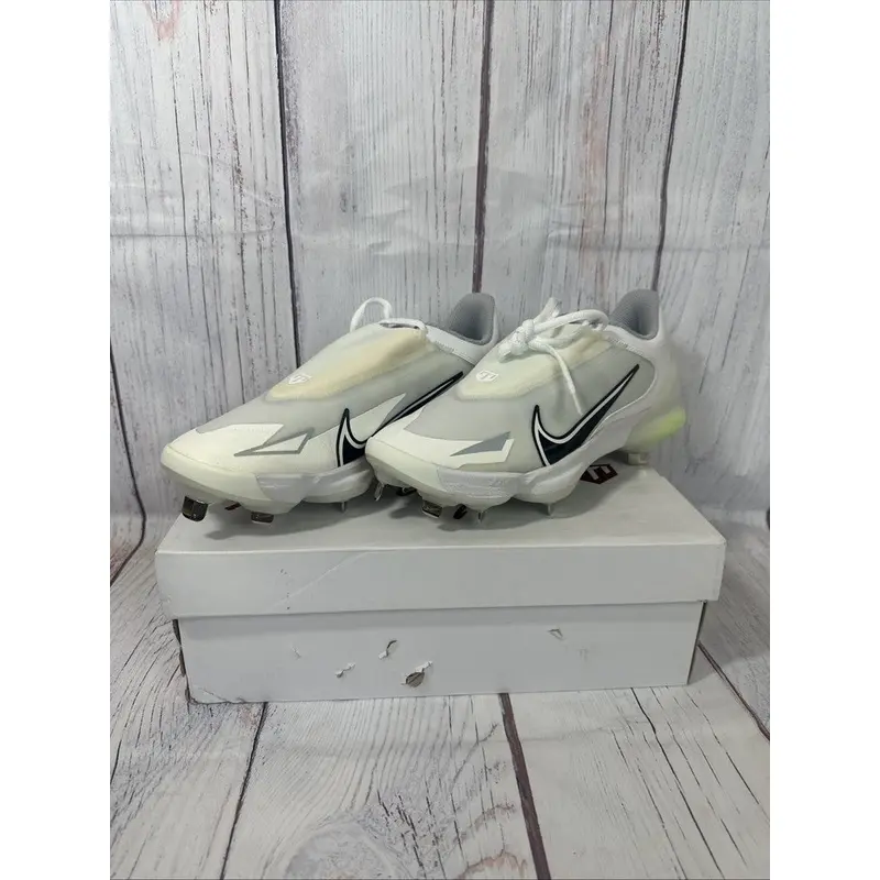 Size 8 Men Nike Force Zoom Trout 8 Pro Metal Baseball Cleats White CZ5915-100