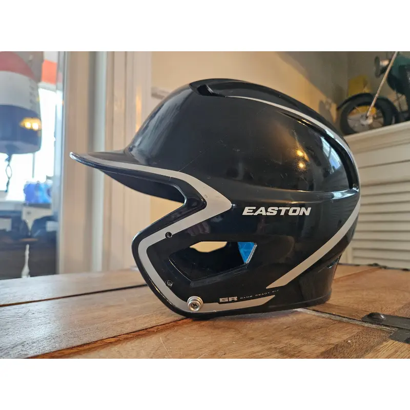 Used Easton Z5 2.0 Baseball Batting Helmet (7 1/8-7 1/2))