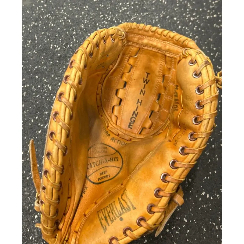 Left Hand Throw First Base 575 Baseball Glove 12.5" (Used)