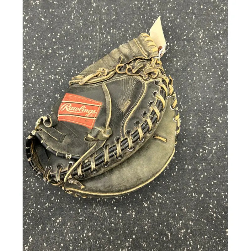 Reebok Right Hand Throw Catcher's Baseball Glove 33" (Used)