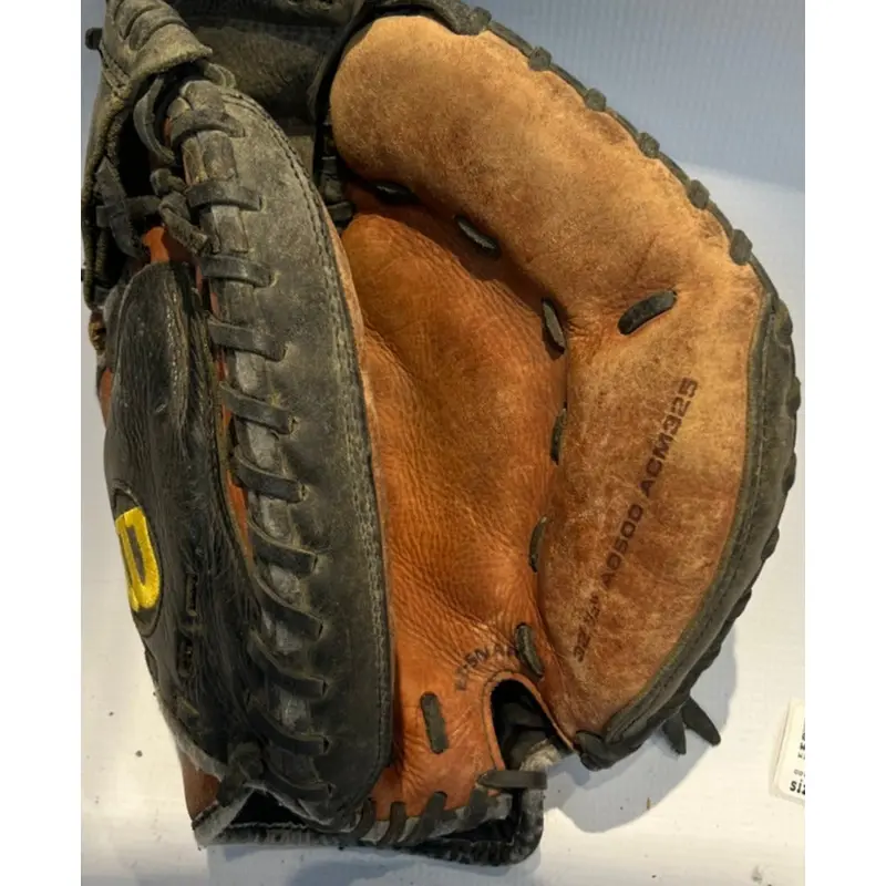 Wilson Right Hand Throw Catcher's A500 Baseball Glove 32.5" (Used)