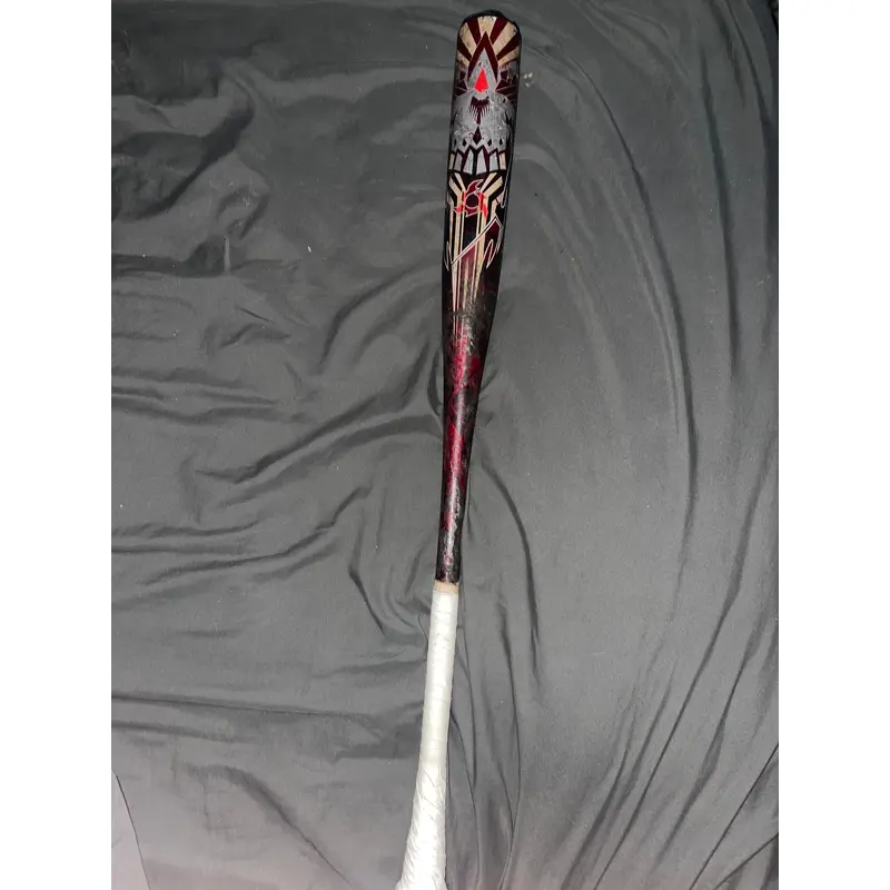 Used 2022 DeMarini BBCOR Certified Alloy 30 oz 33" Voodoo One Bat