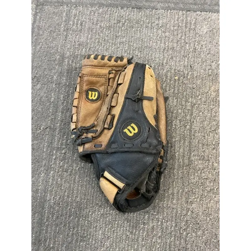 Used Wilson DEFENDER A450 BB/SB Glove RH Throw Brown 11" 11614-S000219703