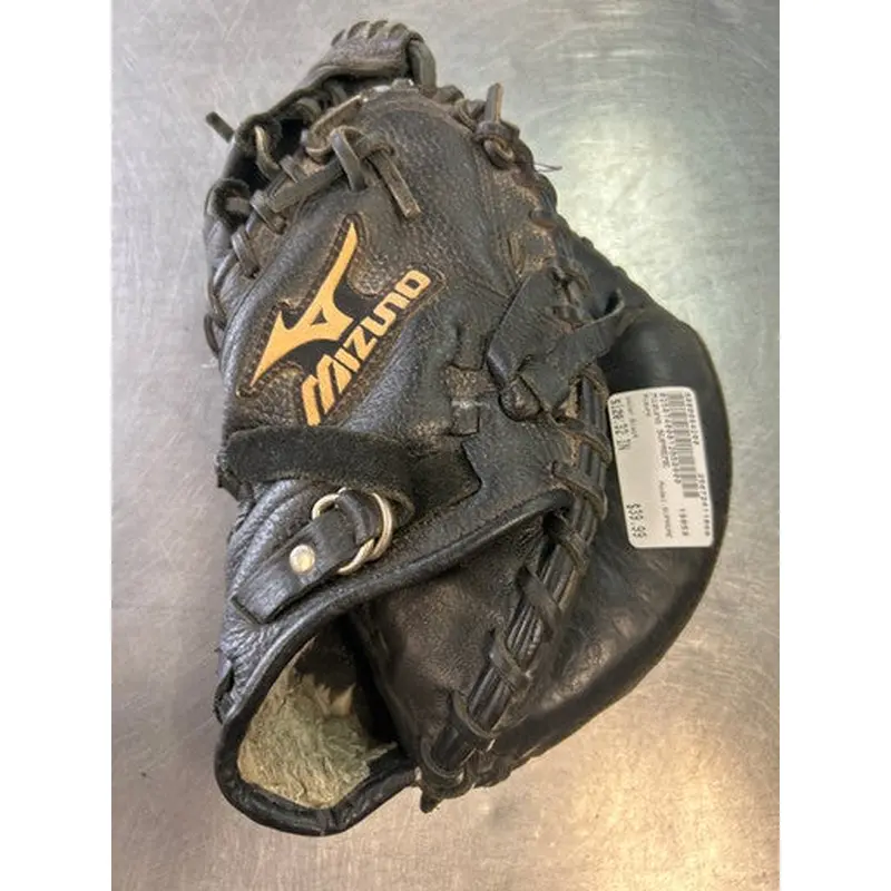 Used Mizuno SUPREME BB/SB Catchers RH Throw Black 32" 11868-S000064200