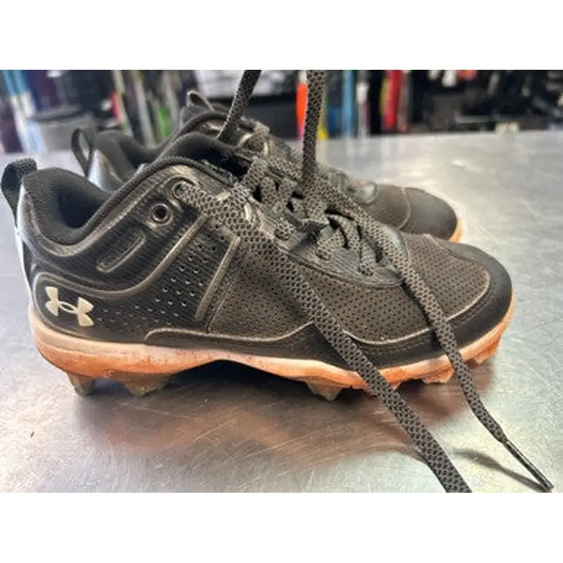Used Under Armour CLEAT BB/SB Cleats Black Junior 01 11868-S000064031