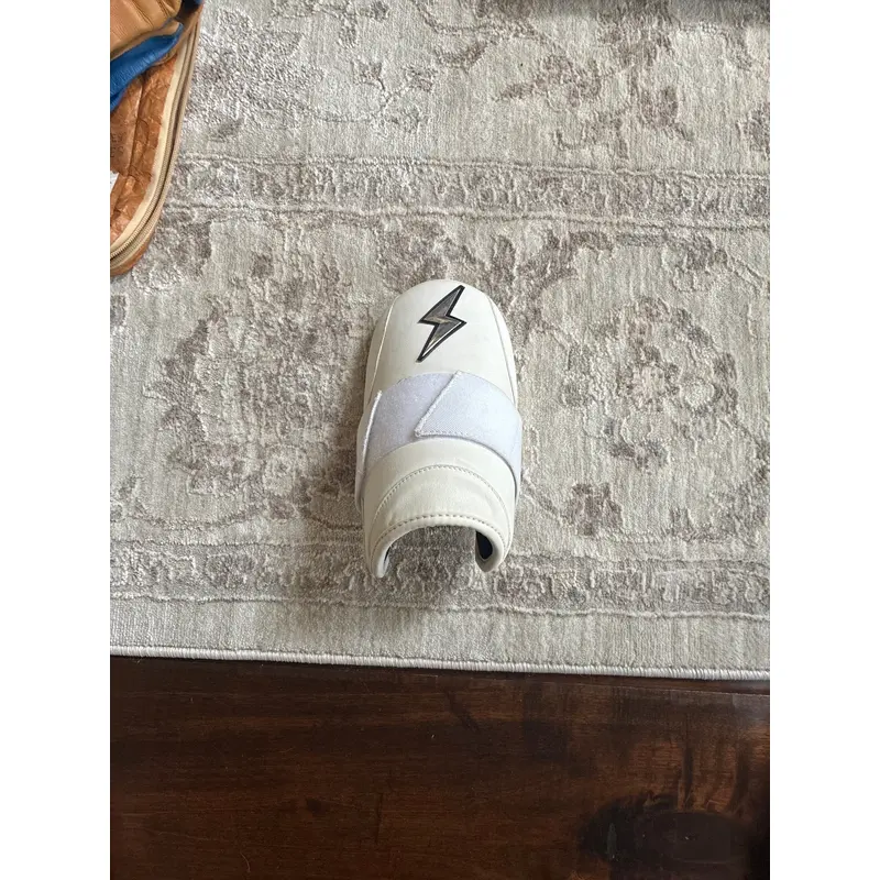 White Senior Elbow Protection (Used)