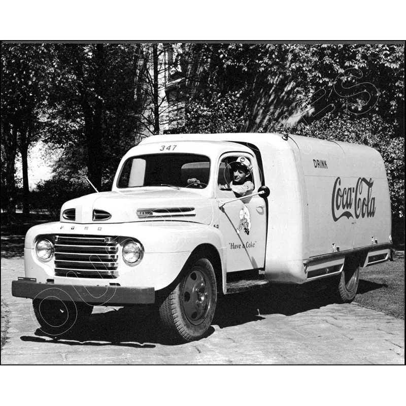 1940's Coca Cola Delivery Truck 8X10 Photo - Coke - 2603