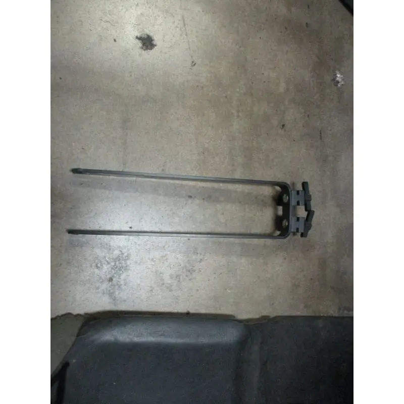 Used Yakima Wheel Fork Tire Mount for Roof Rack