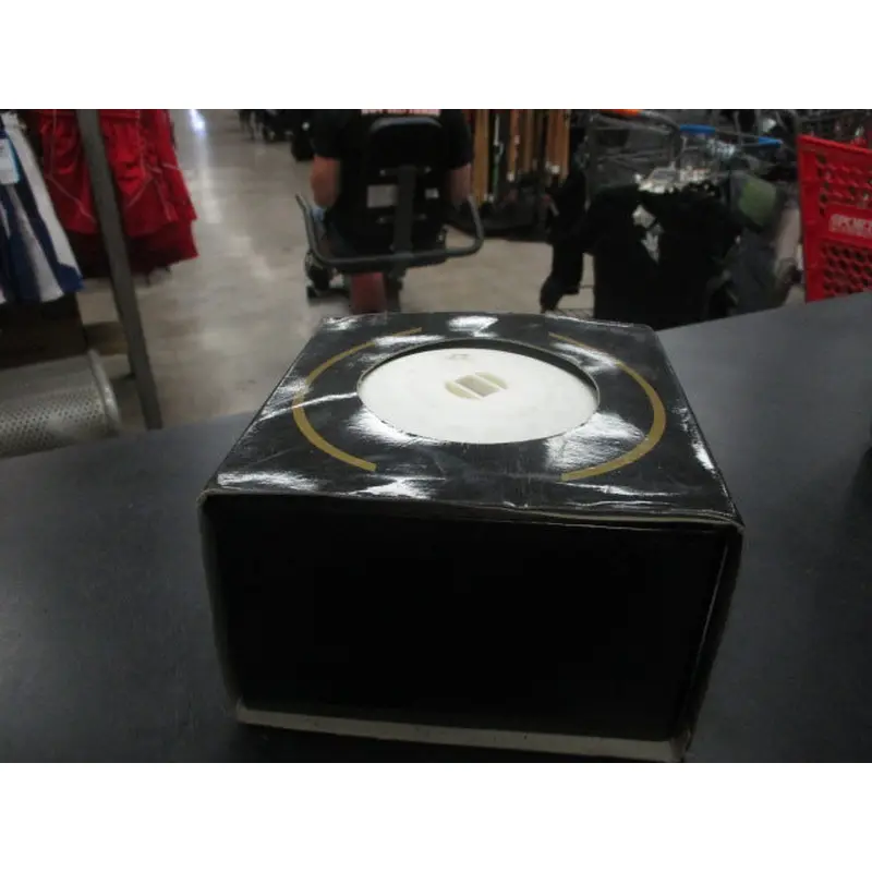 Used Fuller Cup Golf Putting Training Aid Made by Izzo