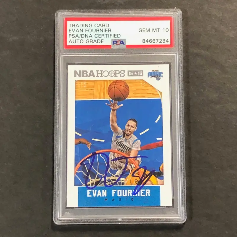 2015 Panini NBA Hoops #11 Evan Fournier Signed Card AUTO 10 PSA Slabbed