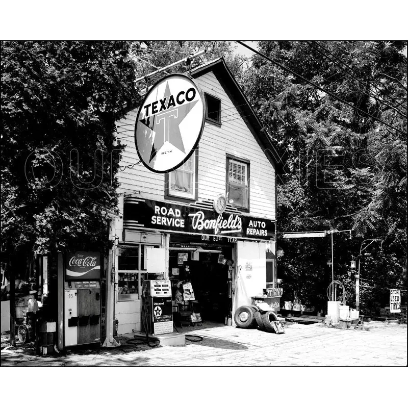 1975 Texaco Gas Station 8X10 Photo - 3042