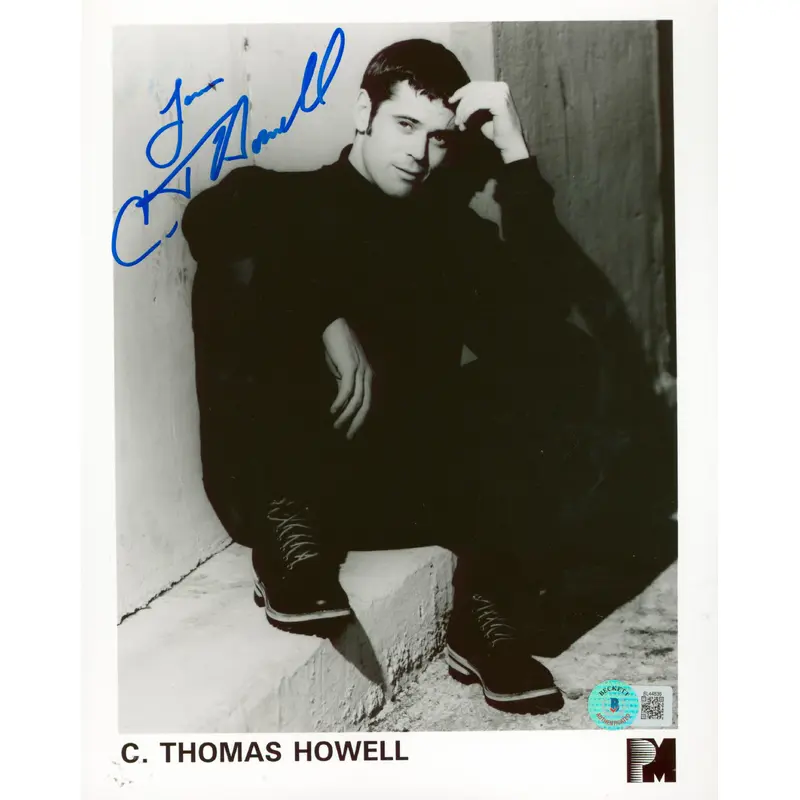 C. Thomas Howell The Outsiders "Love" Authentic Signed 8x10 Photo BAS #BL44836