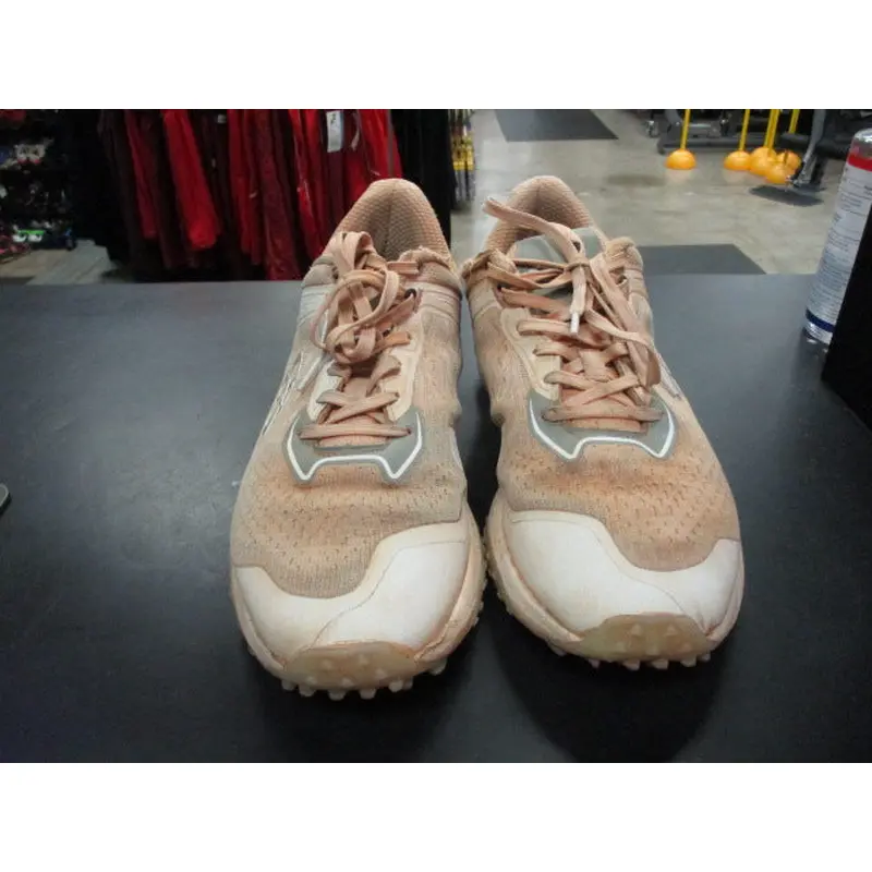 Used Boobah Viper Size 10 Baseball Turff Shoes (HAS WEAR)