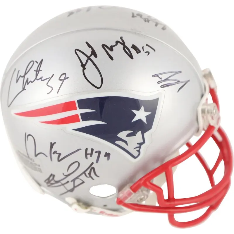 Tom Brady 2014 New England Patriots Super Bowl Champ Team Signed Mini Helmet JSA