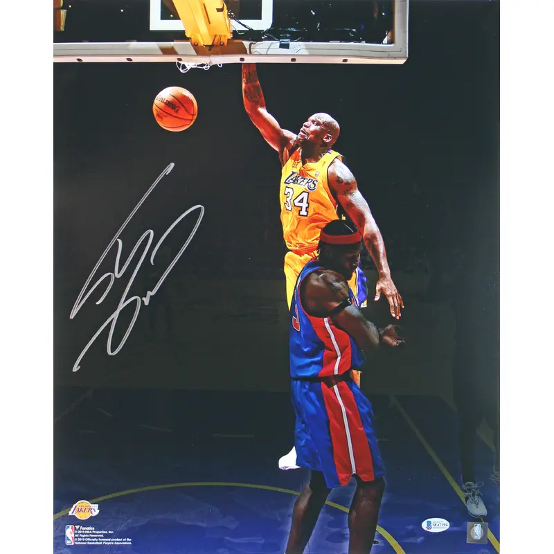 Lakers Shaquille O'Neal Signed 16x20 Vs. Pistons Vertical Photo BAS Witnessed