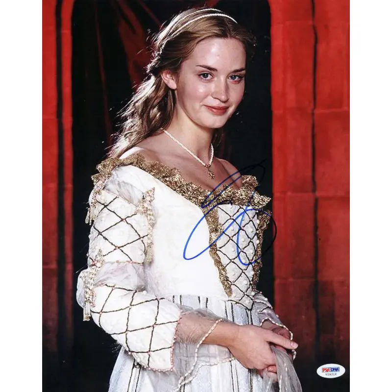 Emily Blunt The Young Victoria Signed Authentic 11X14 Photo PSA/DNA #V29216