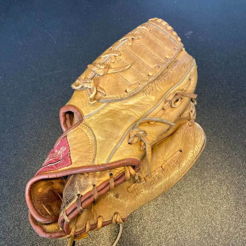 Ken Holtzman Vintage 1960's Rawlings Game Model Baseball Glove