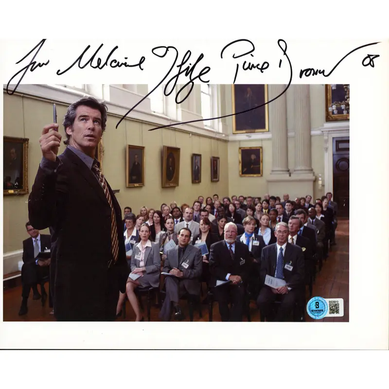 Pierce Brosnan Laws Of Attraction "Melanie Life" Signed 8.5x11 Photo BAS#BS20913
