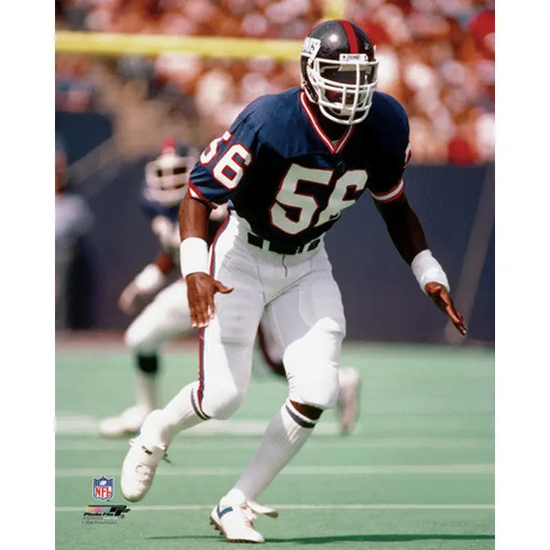 Lawrence Taylor "The Hunt" (c.1983) New York Giants Premium Poster Print - Photofile