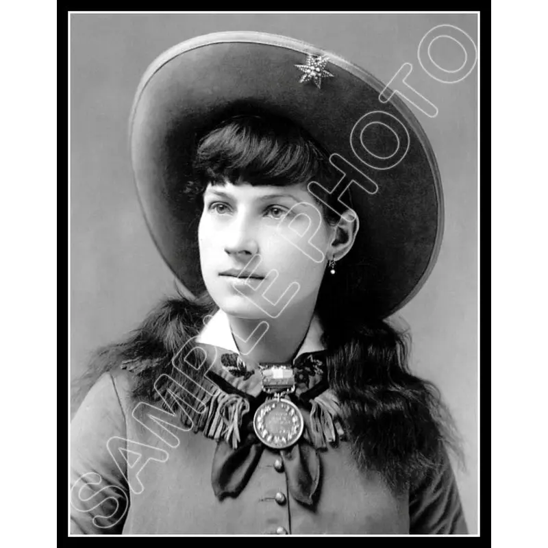 Annie Oakley 11X14 Photo - 2891
