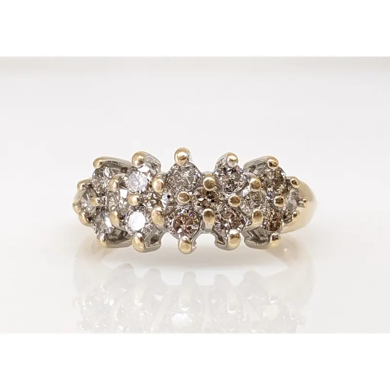 14K .96 CARAT TOTAL WEIGHT I1 J DIAMOND ROUND (16) CLUSTER RING 4.0 GRAMS