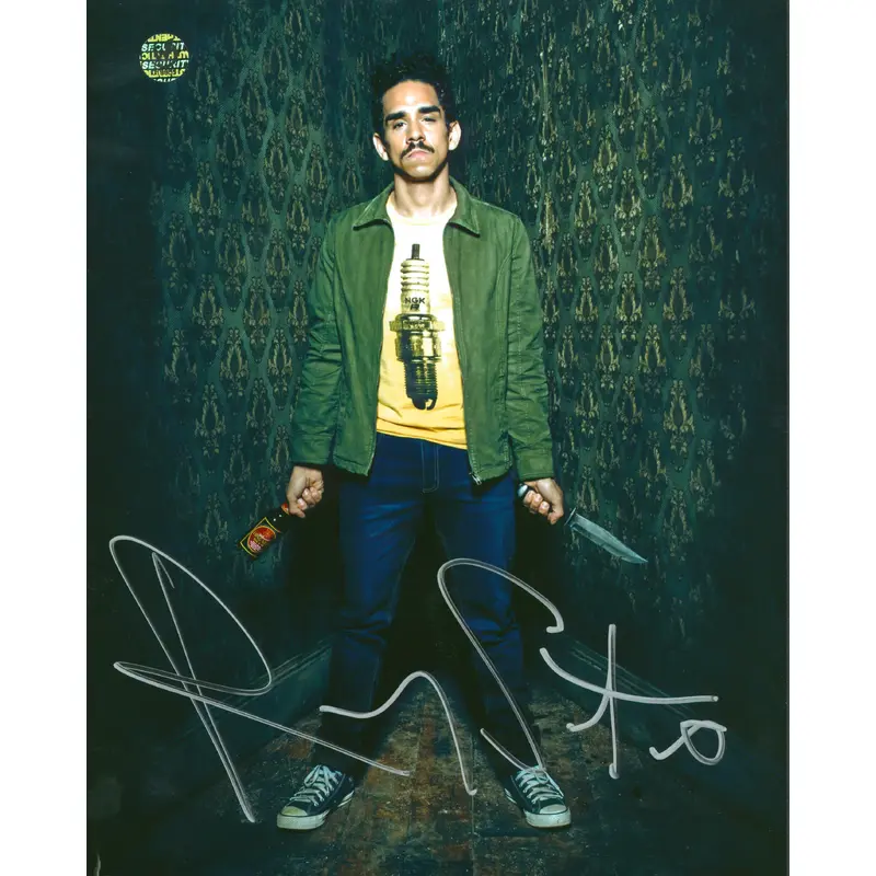 Ray Santiago Ash Vs Evil Dead Authentic Signed 8x10 Photo Wizard World #018855