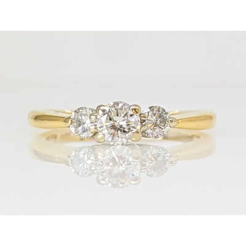 14K .43 CARAT TOTAL WEIGHT I1 I DIAMOND ROUND (3) TRINITY ESTATE RING 2.2 GRAMS