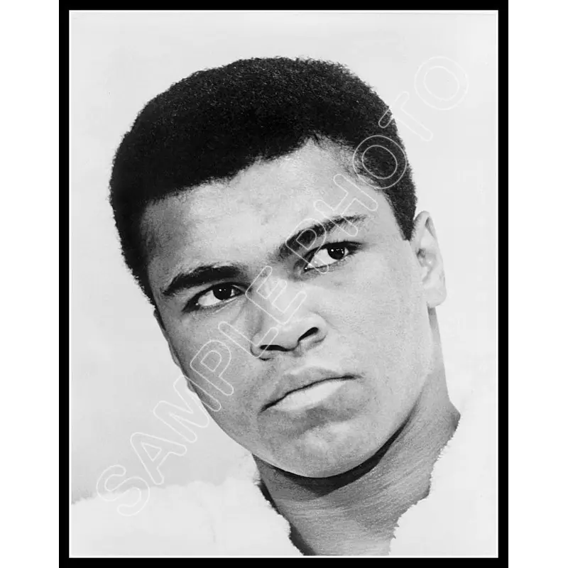 Muhammad Ali 11X14 Photo - Heavyweight Champion - 913
