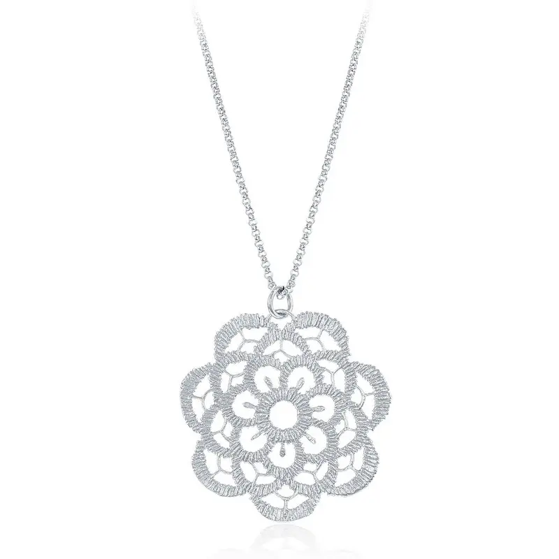 Sterling Silver Diamond Cut Fancy Flat Flower Necklace