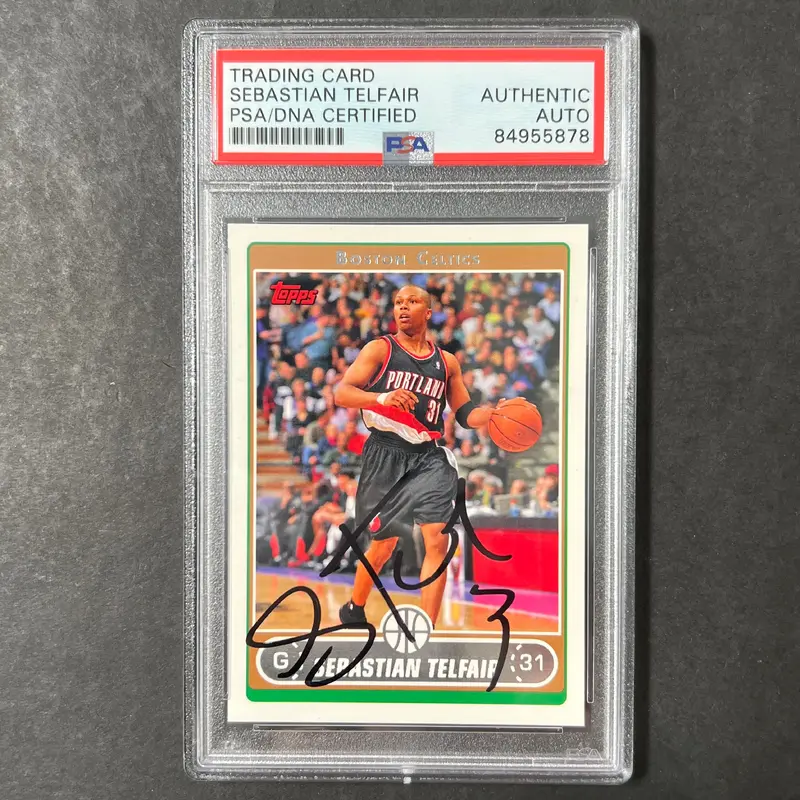 2006-07 Topps #14 Sebastian Telfair Signed Card AUTO PSA/DNA Slabbed Boston Celtics