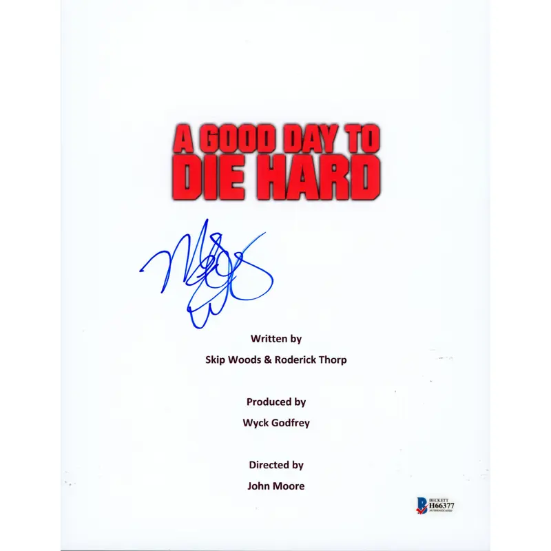 Mary Elizabeth Winstead A Good Day To Die Hard Signed Script Cover BAS #H66377