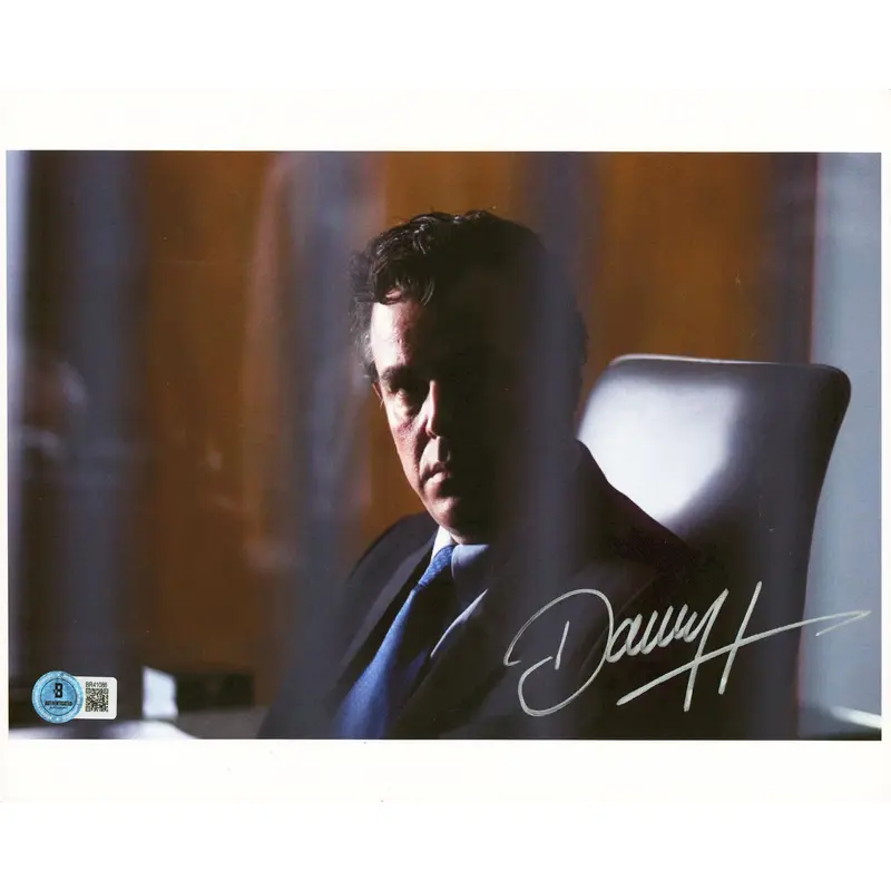 Danny Huston Edge Of Darkness Authentic Signed 8.5x11 Photo BAS #BR41086