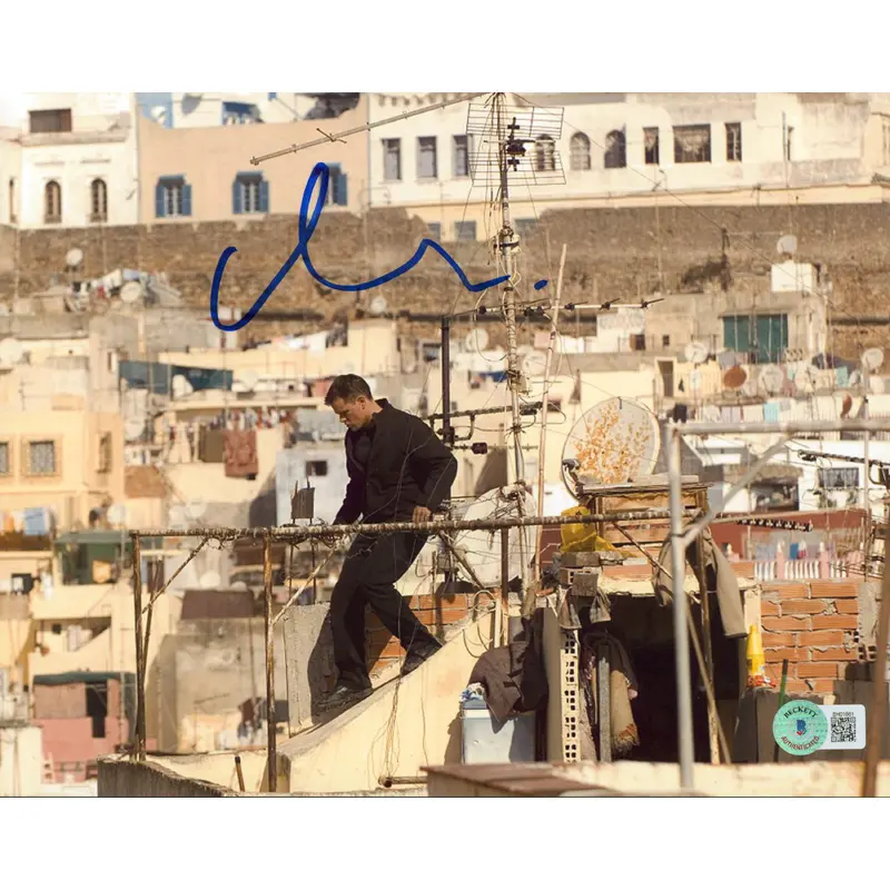 Matt Damon The Bourne Ultimatum Authentic Signed 8x10 Photo BAS #BH01661