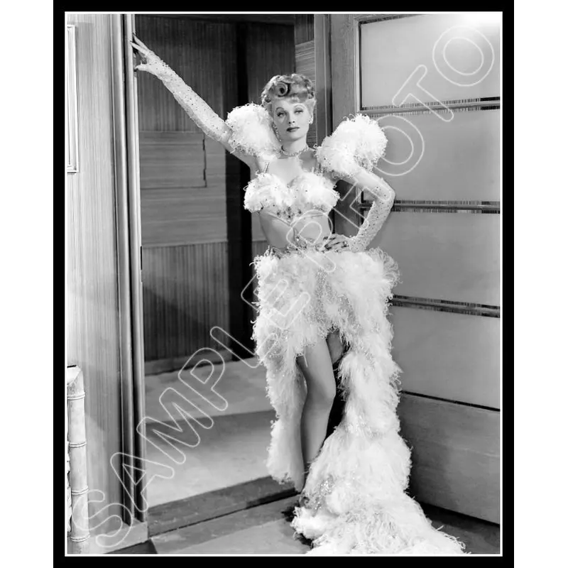 Lucille Ball 8X10 Photo - Lucy Movie 1943 Meet The People - 3627