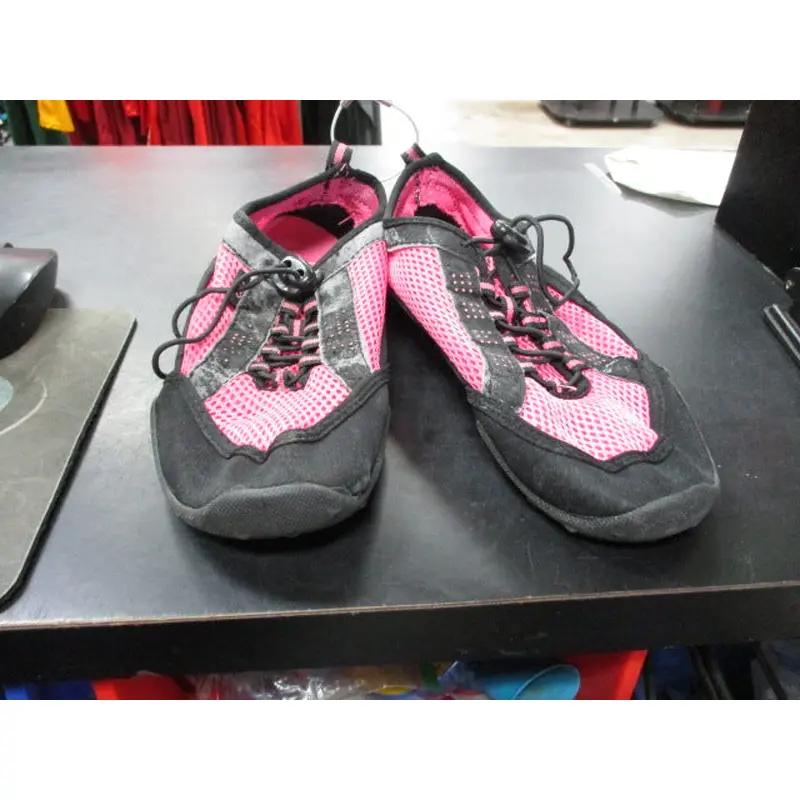 Used OP Youth Water Shoes Size Y4/Y5