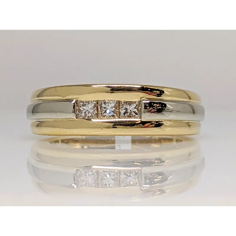 14K TWO-TONE .30 CARAT TOTAL WEIGHT SI2 G DIAMOND PRINCESS CUT (3) ESTATE CHANNEL BAND