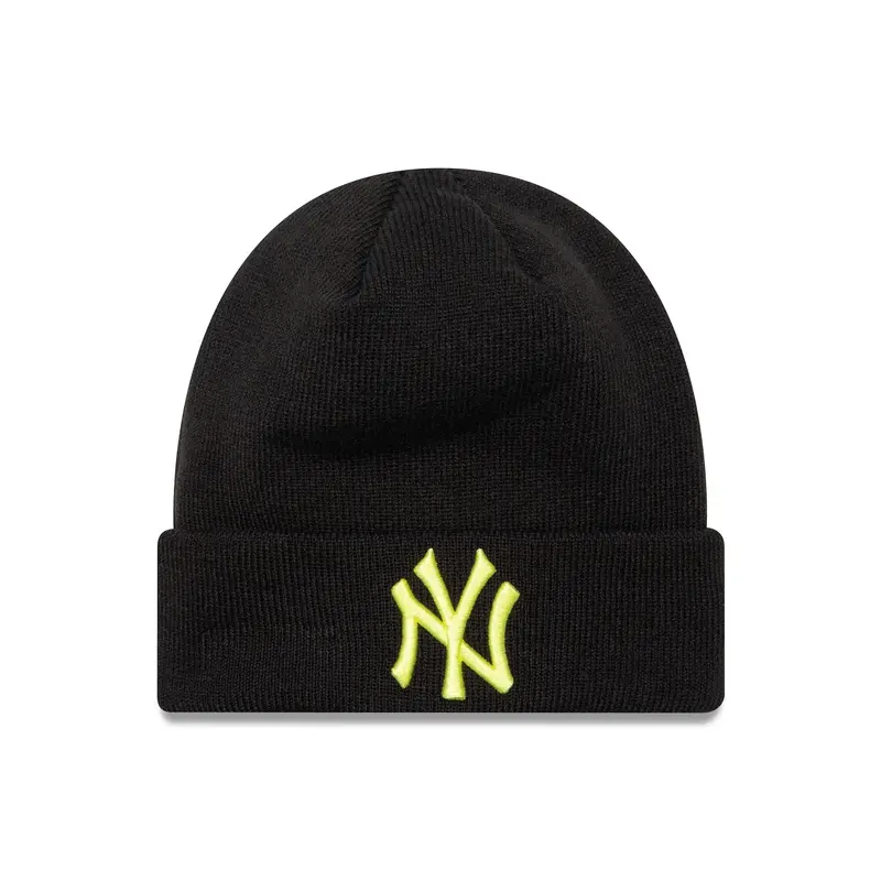 New York Yankees League Essential Black Cuff Knit Beanie Hat with Green Logo