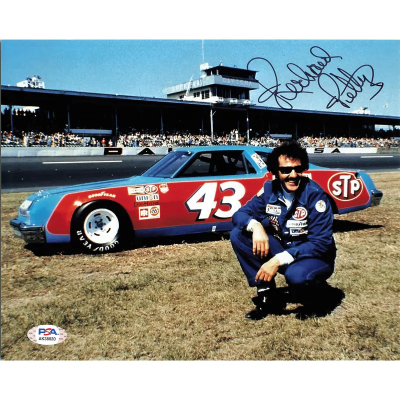 RICHARD PETTY Signed 8x10 Photograph PSA Autographed Racing Cars