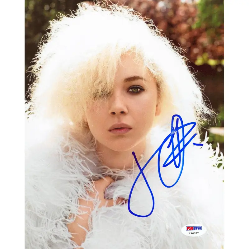 Juno Temple Atonement Authentic Signed 8x10 Photo Autographed PSA/DNA #Y96377