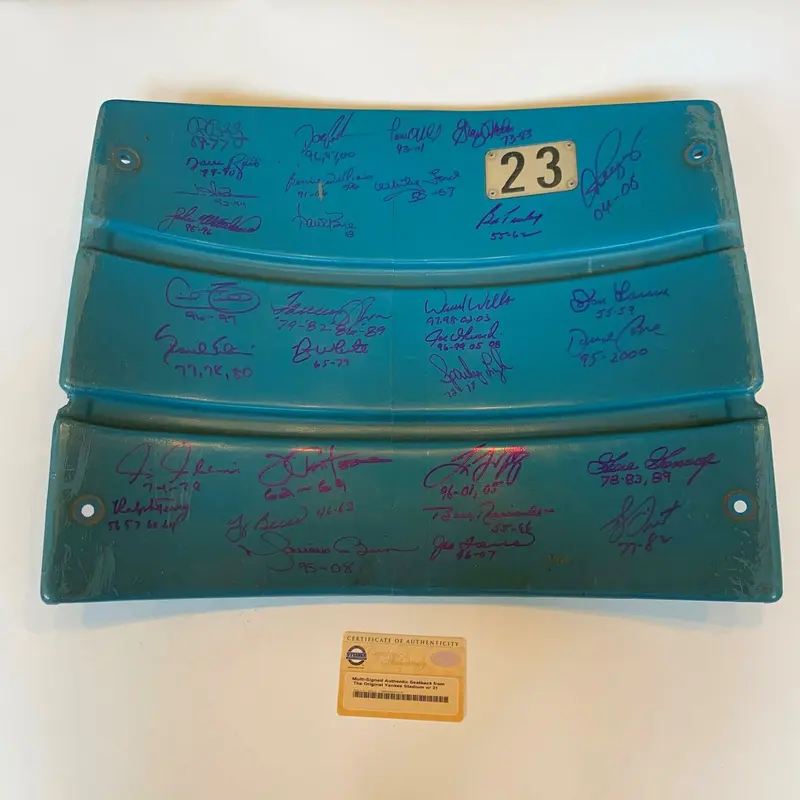 Mariano Rivera Yankees Greats Signed Yankee Stadium Original Seat back Steiner