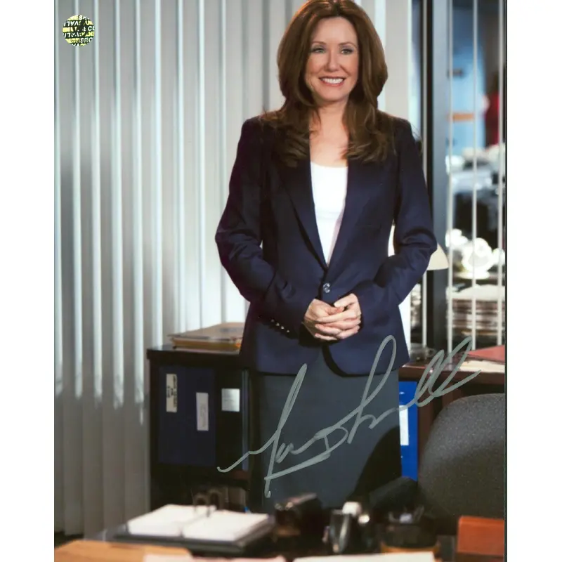 Mary McDonnell Major Crimes Authentic Signed 8x10 Photo Wizard World
