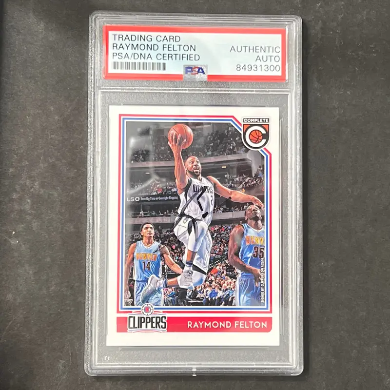 2016-17 Panini Complete #69 Raymond Felton Signed Card AUTO PSA/DNA Slabbed Clippers