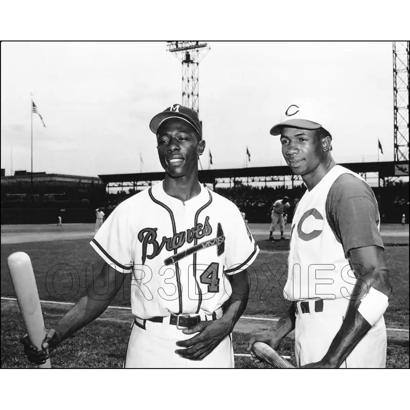 Hank Aaron Frank Robinson 8X10 Photo - Braves Reds - 1640