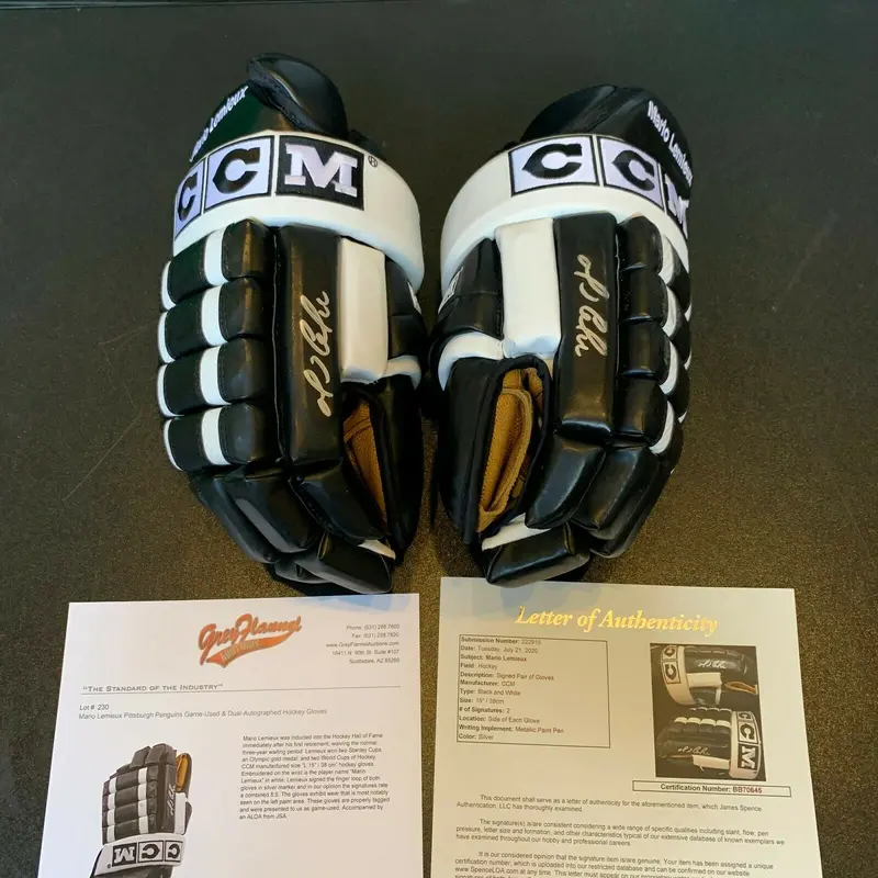 Mario Lemieux Signed Game Used CCM Hockey Gloves Pittsburgh Penguins JSA COA