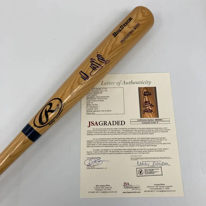 Sadaharu Oh Signed Autographed Baseball Bat JSA Graded 9 MINT