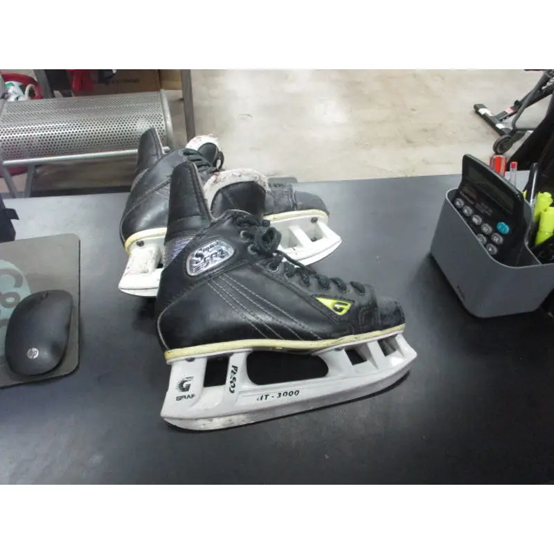 Used Graf Supra 502 Hockey Skates