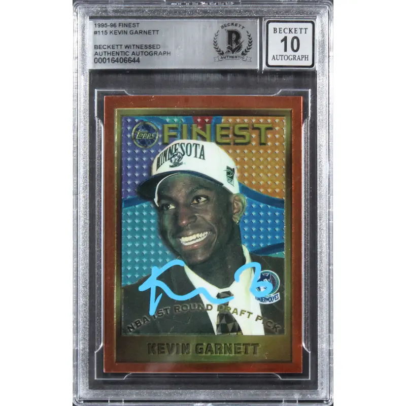 Timberwolves Kevin Garnett Signed 1995 Finest #115 Rookie Card Auto 10! BAS Slab