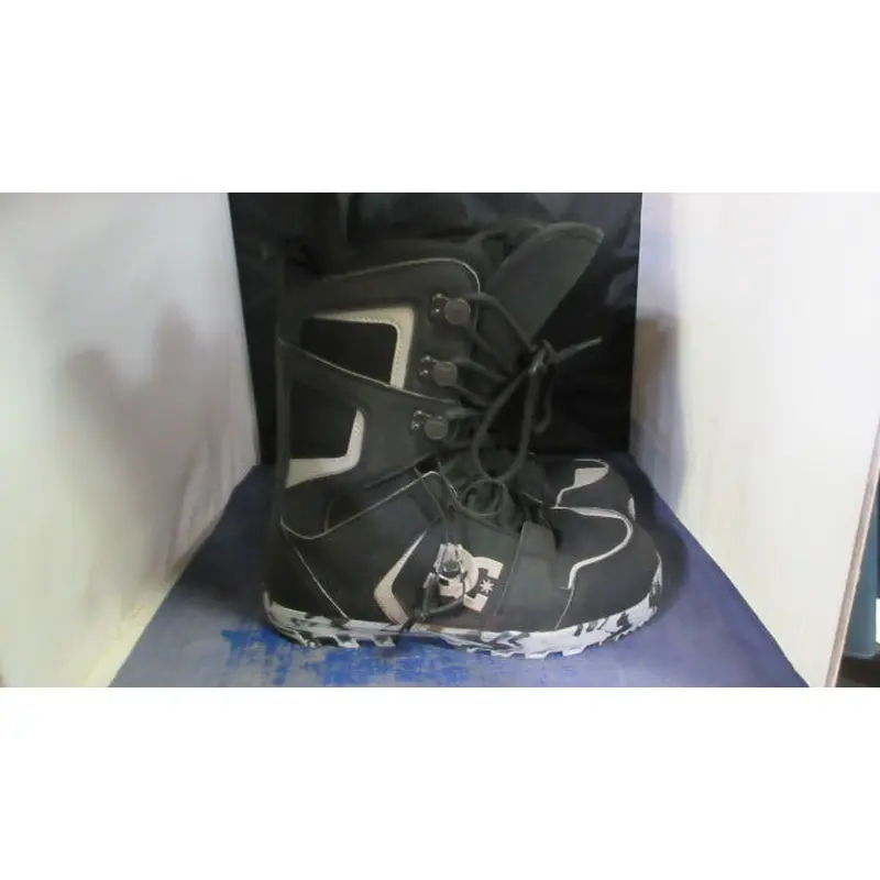 Used DC Rogan 2012 Size 13 Snowboard Boots