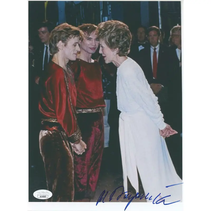 Mikhail Baryshnikov White Knights Authentic Signed 8.5x11 Photo JSA #AX48087